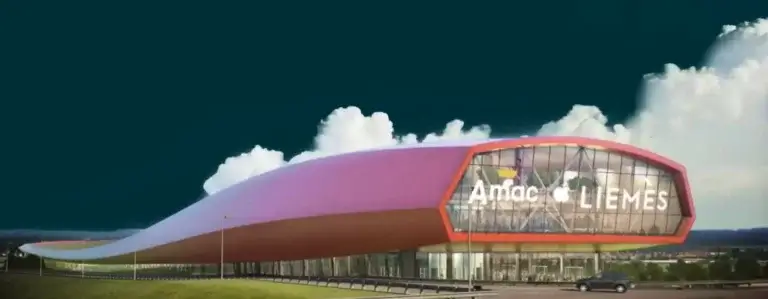 Liemes-view-at-The-Wall copy